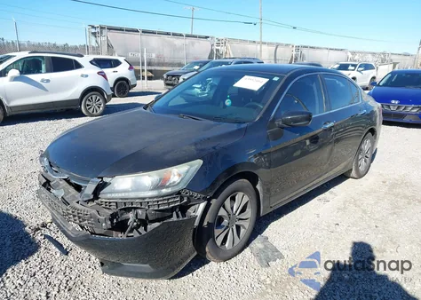 2015 Honda Accord Lx z USA, uszkodzony, nr VIN 1HGCR2F34FA152688